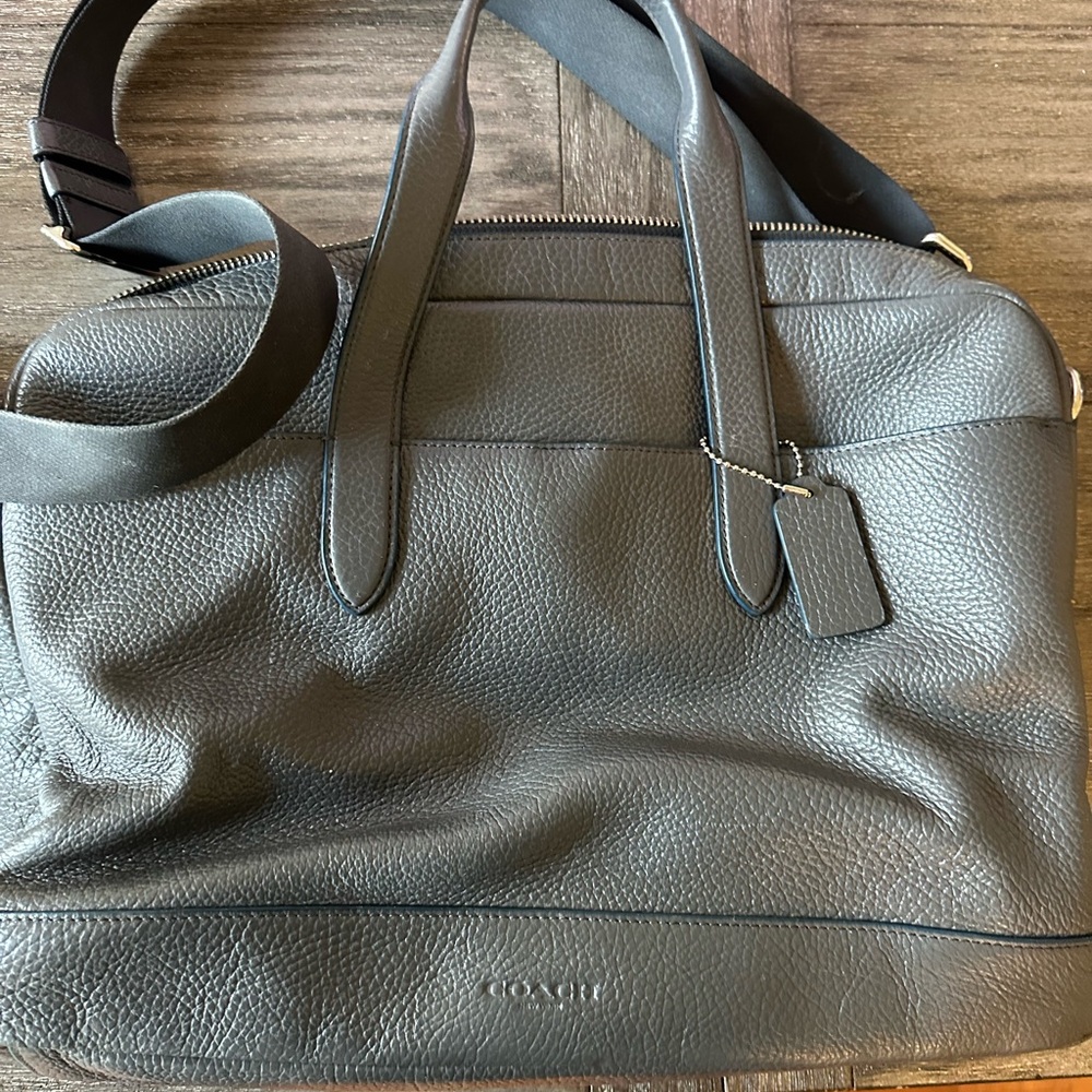 Coach Black Leather Briefcase with Structured Design